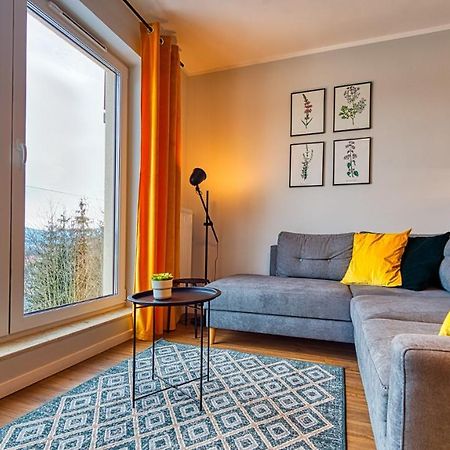Apartament Pod Stogiem Izerskim - 5D Apartamenty Świeradów-Zdrój Екстериор снимка