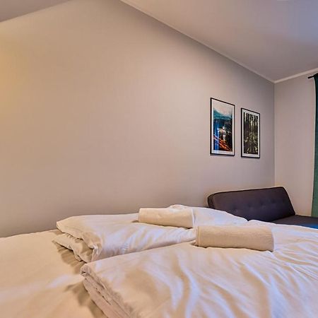 Apartament Pod Stogiem Izerskim - 5D Apartamenty Świeradów-Zdrój Екстериор снимка