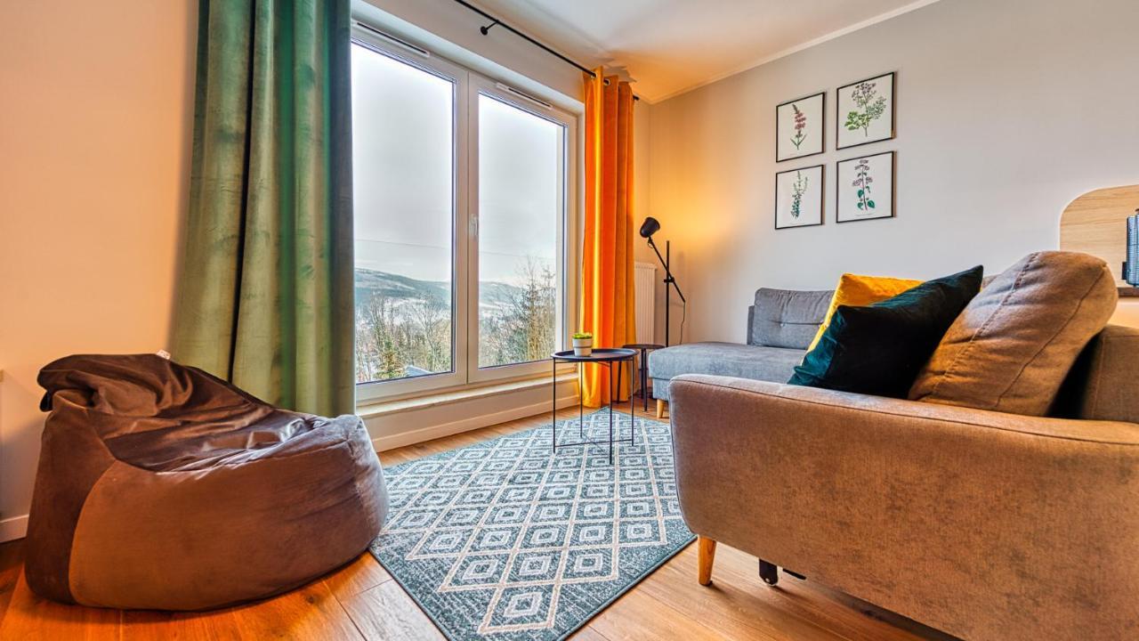 Apartament Pod Stogiem Izerskim - 5D Apartamenty Świeradów-Zdrój Екстериор снимка