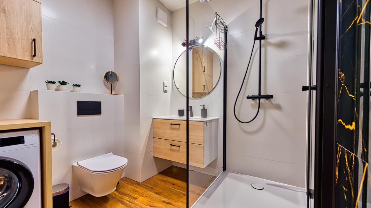 Apartament Pod Stogiem Izerskim - 5D Apartamenty Świeradów-Zdrój Екстериор снимка